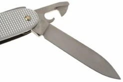 Victorinox Pioneer Alox Silver 0.8201.26 Couteau Suisse -Couteaux Soldes 5V0 8201 26 03 victorinox pioneer alox silver 5V0 8201 26 d3