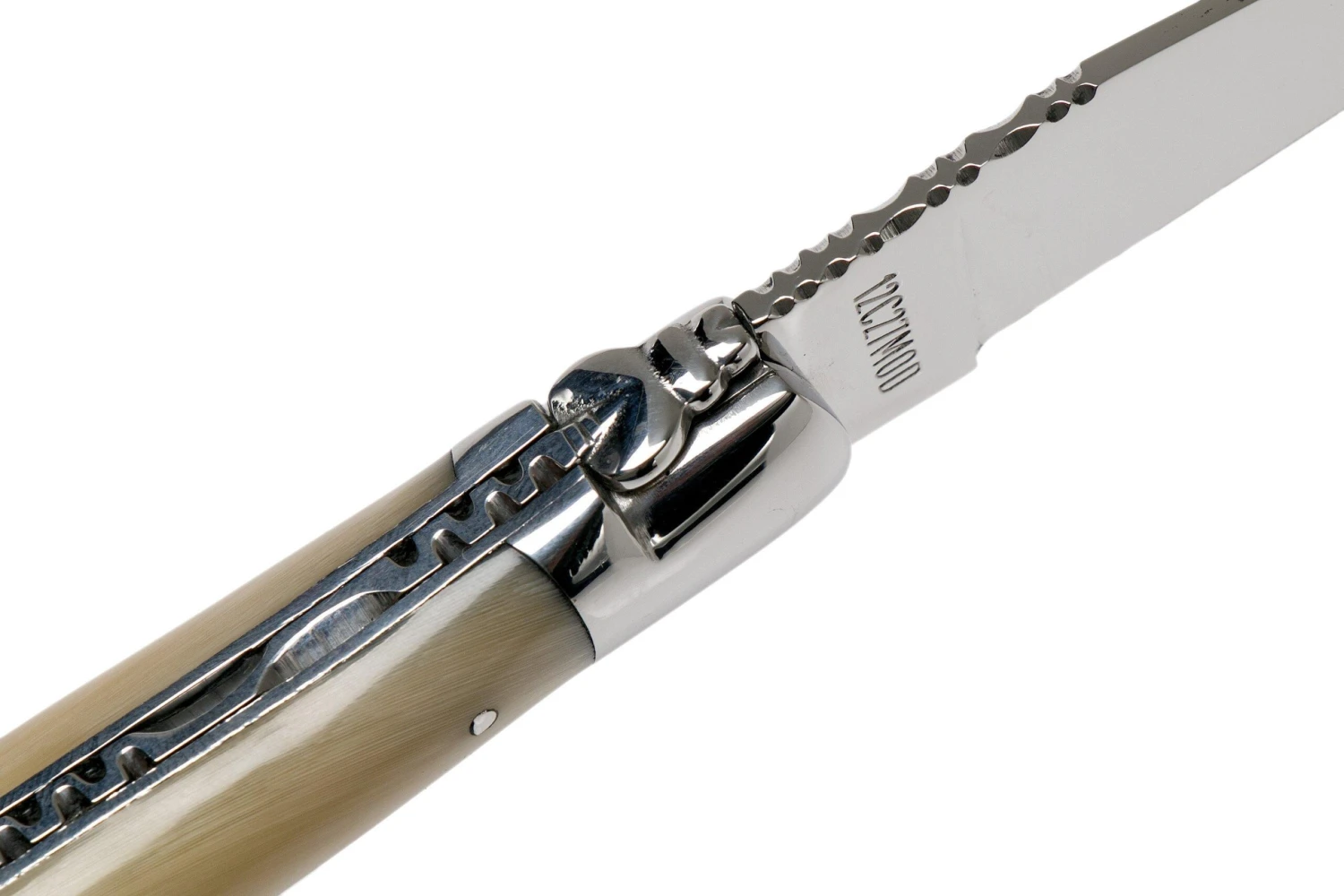 Laguiole En Aubrac Classic 12cm Corne L0212PCI-FSI1 8 Laguiole En Aubrac Classic 12cm Corne L0212PCI-FSI1 - Image 6