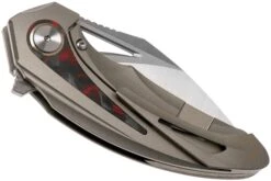 Bestech Nuke BT2107B Bronze Titanium, Red Marbled Carbonfiber, Satin Couteau De Poche, Kombou Design -Couteaux Soldes BHBT2107B 04 bestech