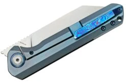 Kansept Bulldozer K1028A3 Stonewashed CPM-20CV, Blue Timascus Couteau De Poche, Kim Ning Design -Couteaux Soldes KSK1028A3 05 kansept