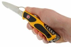 Victorinox Rangergrip Boatsman Jaune-noir 0.9798.MWC8 Couteau Suisse -Couteaux Soldes VT0 9798 MWC8 06 victorinox rangergrip boatsman vt0 9798 mwc8 d6