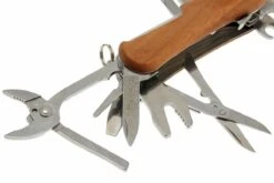 Victorinox EvoWood S557 2.5221.S63 Couteau Suisse -Couteaux Soldes VT2 5221 S63 03 victorinox evowood s557 vt2 5221 s63 d3