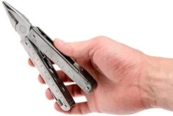 Victorinox SwissTool X Plus 3.0338.L Pince Multifonction, étui En Cuir -Couteaux Soldes VT3 0338 L 05 victorinox swisstool vt3 0338 l 05